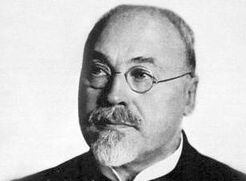 Brīvības laukumā Tukumā skatāma izstāde “Gustavam Zemgalam – 150” Brīvības laukumā Tukumā skatāma izstāde “Gustavam Zemgalam – 150”