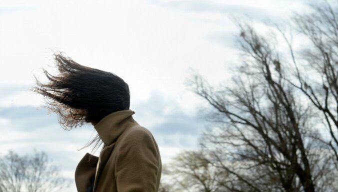 Šodien vējš kļūs stiprāks, lielākie postījumi gaidāmi Vidzemē