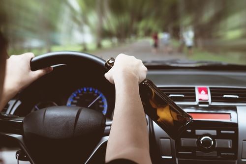 Tukuma novadā pieķerti auto vadītāji vadot savu spēkratu alkohola reibumā Tukuma novadā pieķerti auto vadītāji vadot savu spēkratu alkohola reibumā