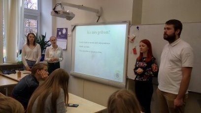 Zemītes pamatskolas un pirmsskolas audzēkņi apgūst atkritumu šķirošanas pamatprasmes Zemītes pamatskolas un pirmsskolas audzēkņi apgūst atkritumu šķirošanas pamatprasmes