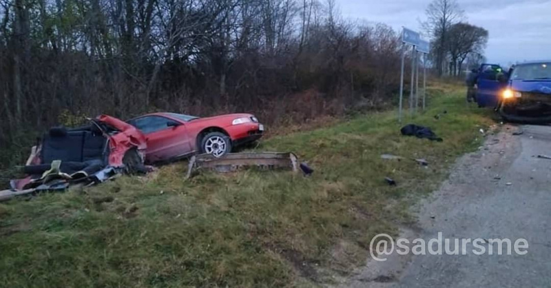 Tukuma novadā notikusi auto un mikroautobusa sadursme, ir vairāki cietušie