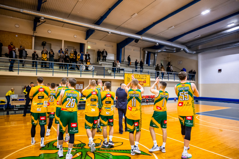 Kandavnieki uzveic Ventspils augstskolas basketbolistus