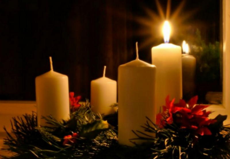 Sākas advente - Ziemassvētku gaidīšanas laiks Sākas advente - Ziemassvētku gaidīšanas laiks