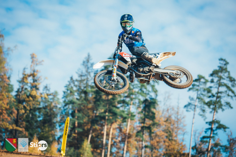 Motosportists Kokins kļuvis par Latvijas čempionāta un Latvijas junioru čempionata kopvērtējuma vicečempionu