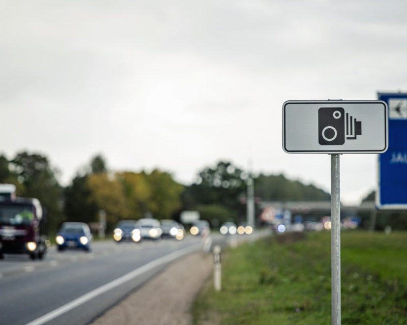 Uz Ventspils šosejas no pagrieziena uz Tīreļu taku līdz pagriezienam uz Smārdi sāks darboties vidējā ātruma kontroles posms Uz Ventspils šosejas no pagrieziena uz Tīreļu taku līdz pagriezienam uz Smārdi sāks darboties vidējā ātruma kontroles posms