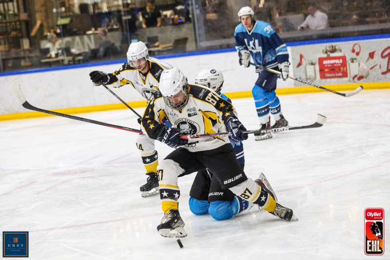 "Tukuma Brāļi 2" hokejisti ar 8:3 sakauj "L&L Daugava" "Tukuma Brāļi 2" hokejisti ar 8:3 sakauj "L&L Daugava"
