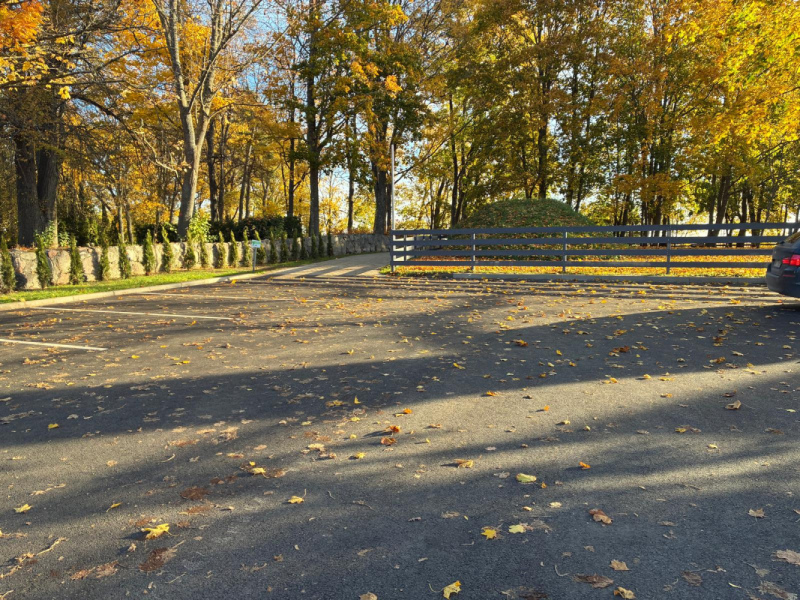 Pabeigta Engures kapsētas stāvlaukuma labiekārtošana Pabeigta Engures kapsētas stāvlaukuma labiekārtošana