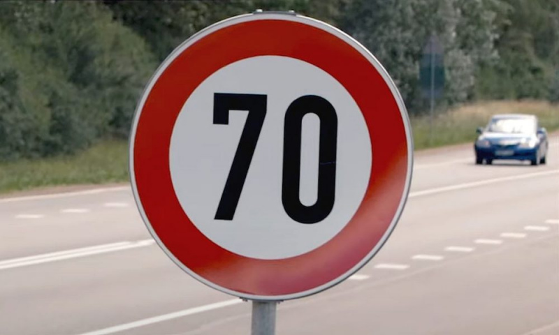 Par maksimālā braukšanas ātruma ierobežojumu Ventspils šosejas un Kandavas ceļa krustojumā