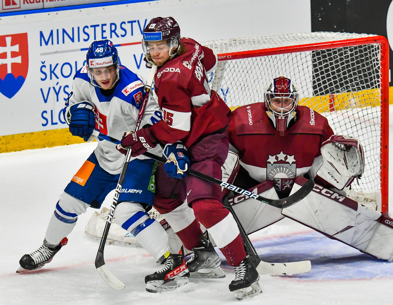 Balinskis Latvijas izlases labā iemet vienīgos vārtus zaudējumā pret Slovākiju