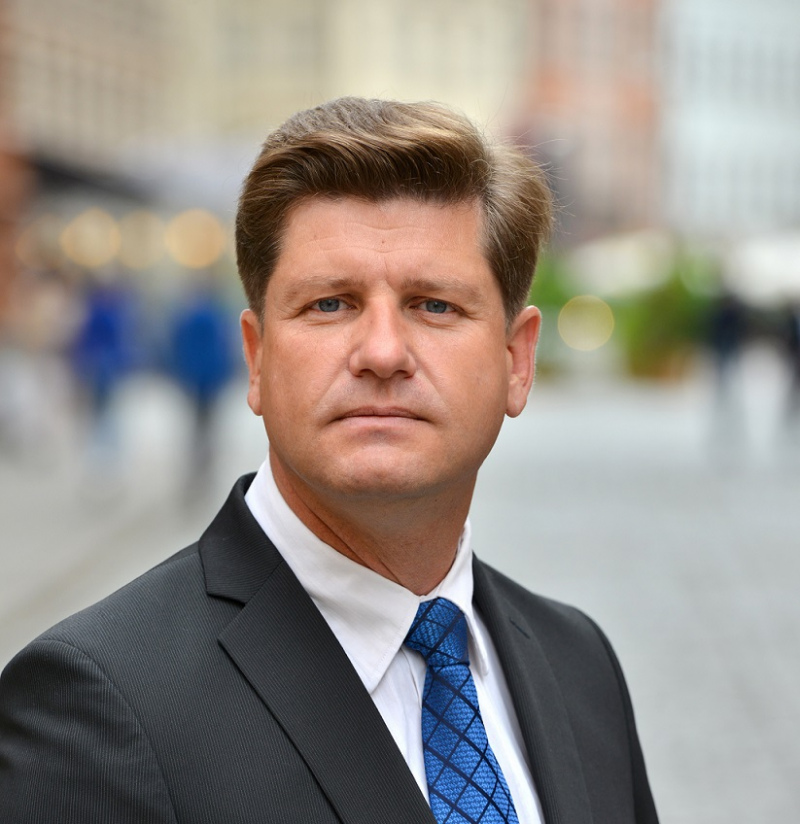 Tukuma Balss redaktors Jānis Tomels novēl daudz labu un krietnu darbu 2020.gadā Tukuma Balss redaktors Jānis Tomels novēl daudz labu un krietnu darbu 2020.gadā