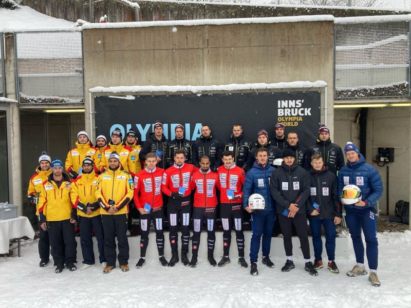 Bobslejistiem Spriņģim un Kleinbergam medaļas Eiropas kausa posmā Austrijā