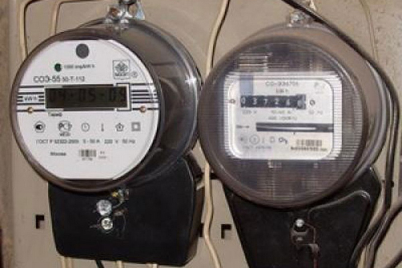 Valsts vairākus mēnešus kompensēs pusi no elektroenerģijas sistēmas pakalpojuma izmaksām galalietotājiem