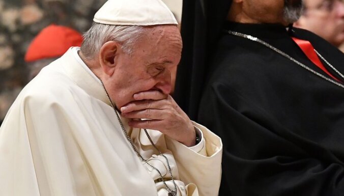Bīskapi aicina Tukuma prāvestu pārtraukt "publiski apvainot pāvestu Francisku" Bīskapi aicina Tukuma prāvestu pārtraukt "publiski apvainot pāvestu Francisku"