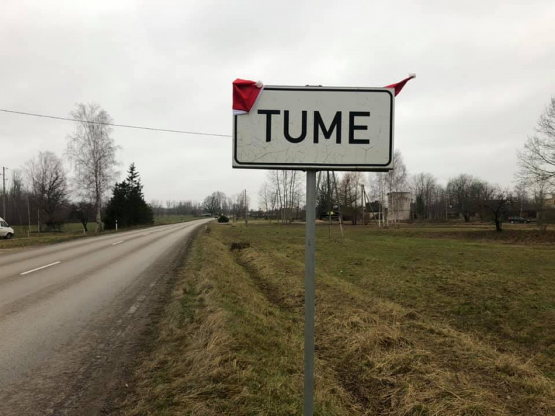 Tumes pagastā izveidota Rūķu pilsēta Tumes pagastā izveidota Rūķu pilsēta