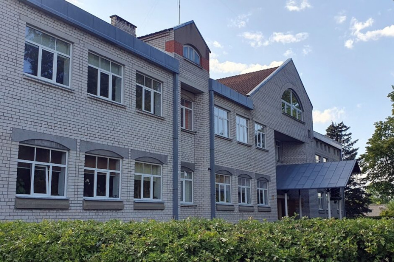 Kaļ plānus reorganizēt Tumes pamatskolu par sākumsolu, bet Cēres sākumskolu par pirmskolu Kaļ plānus reorganizēt Tumes pamatskolu par sākumsolu, bet Cēres sākumskolu par pirmskolu